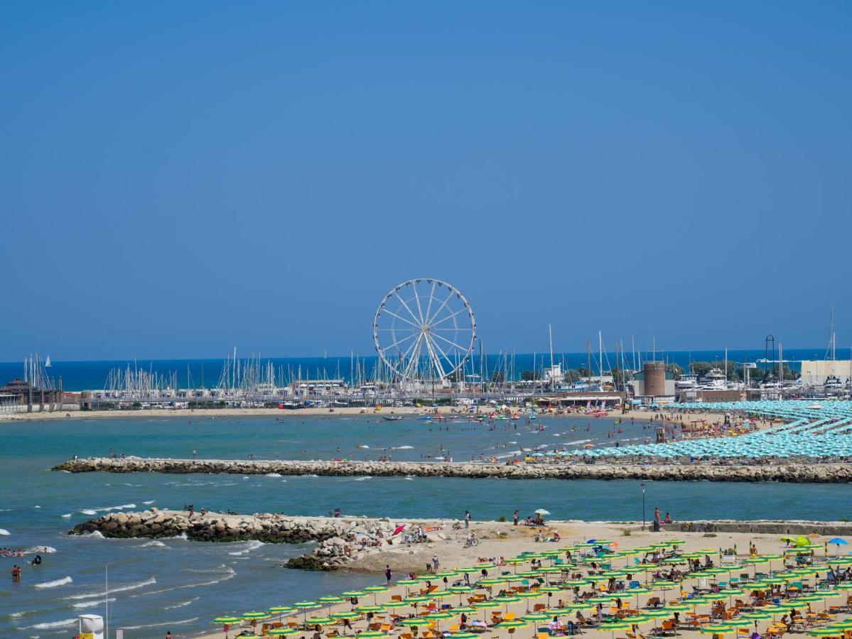 Hotel Imperial Beach - Dada Hotels Rimini Zewnętrze zdjęcie